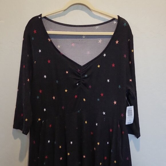 Torrid Super Soft Plush Mini Skater Star Dress Extra Cozy Plus Size Curvy 1 (1X) - Picture 1 of 16
